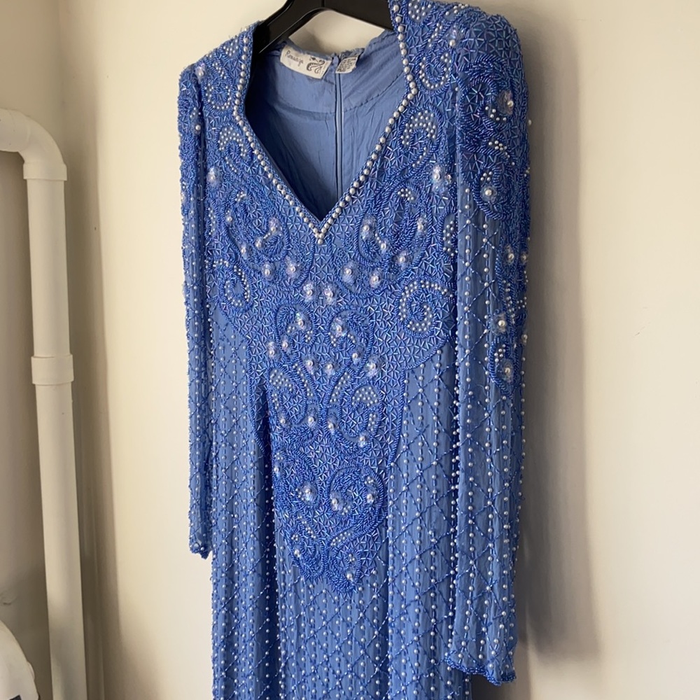 Stunning 100% silk, beaded gown